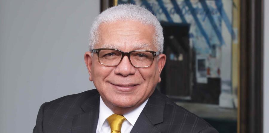 Juan Lugo Meléndez posee un bachillerato en Administración de Empresas con concentración en contabilidad de la UPR. (horizontal-x3)